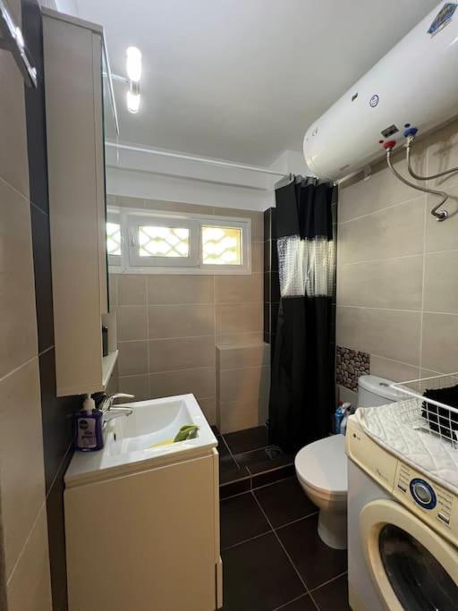 Vouliagmeni Thalassa Apartmán Atény